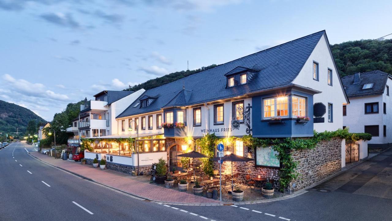 Weinhaus Fries Hotel Kattenes Bagian luar foto